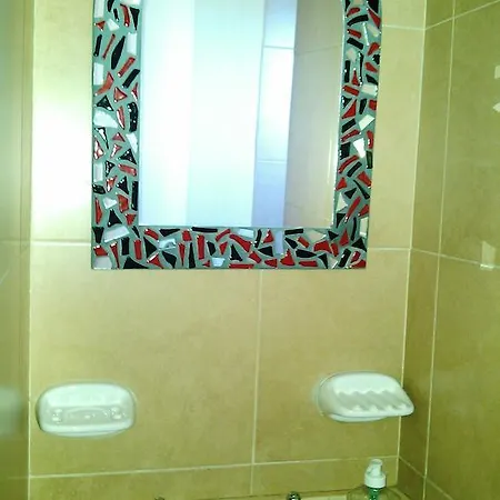 Departamento A 1 Cuadra De Calle Aristides Mendoza Room photo